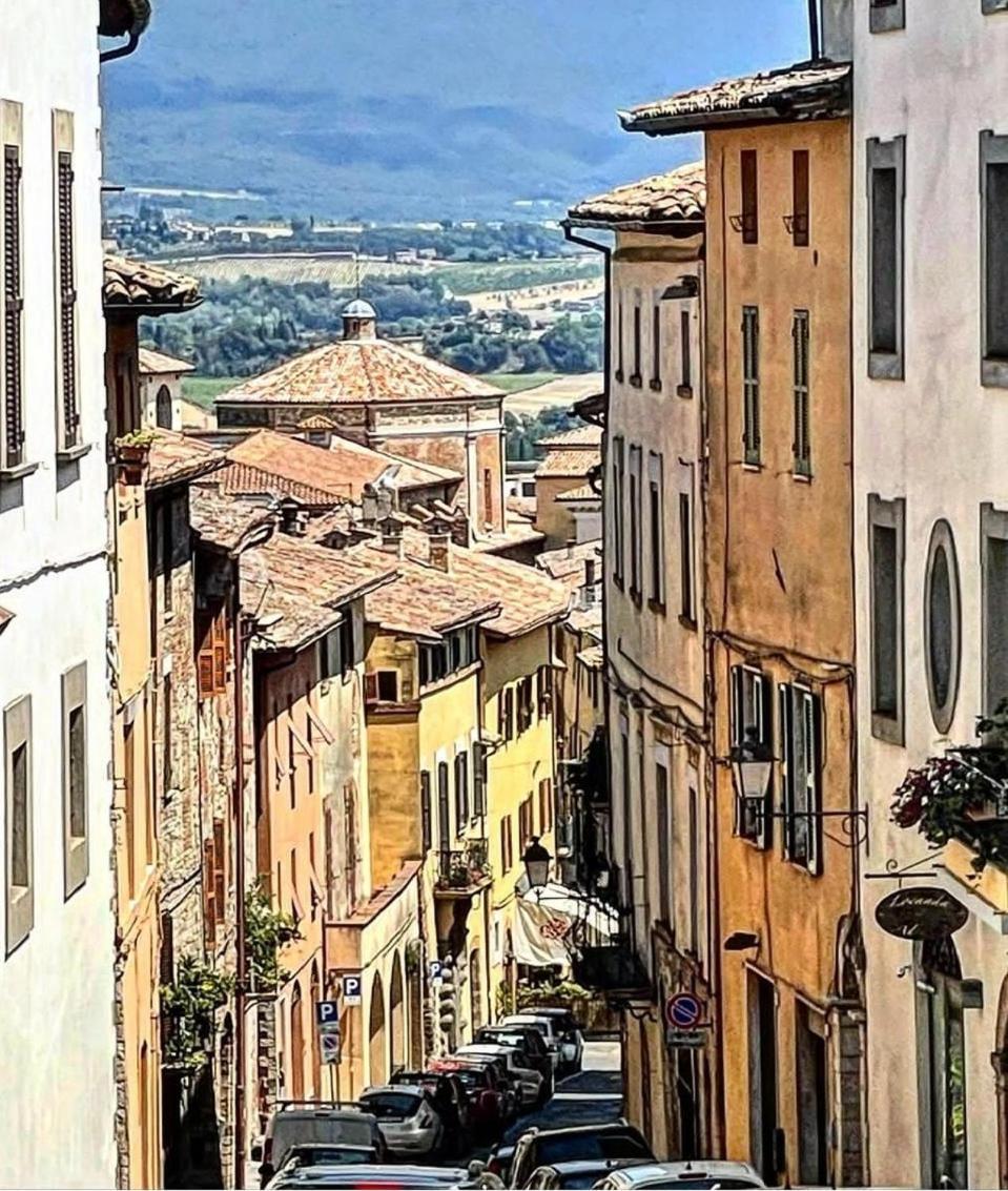 Residenza Le Ortensie Todi Esterno foto